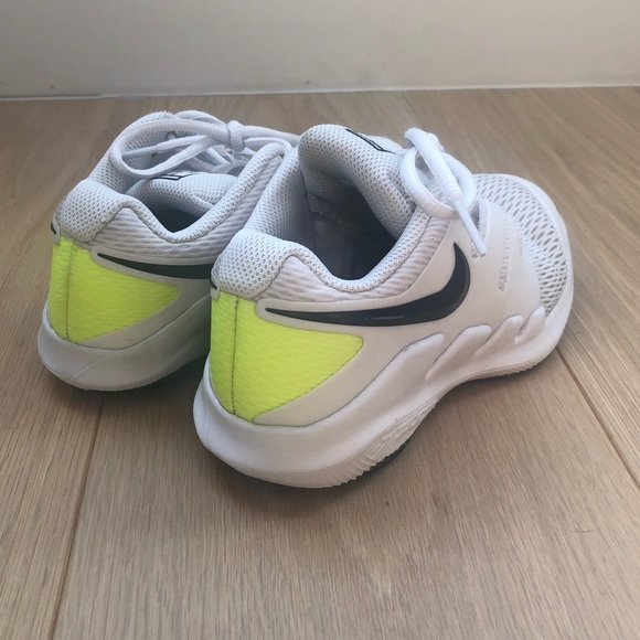 Nike Tennis shoes, size 1Y - Picture 2 of 7